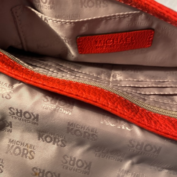 Michael Kors Fulton Convertible Red Shoulder adjustable Chain bag - Picture 7 of 7